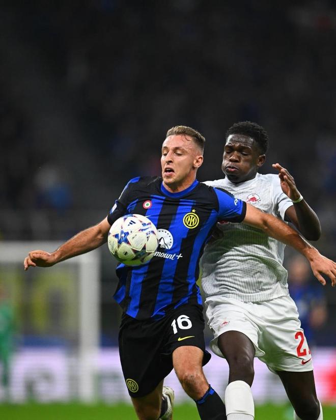 欧超杯赛前走向成谜；波特兰开拓者更衣室发声；赛场秩序良好；阵容厚度经受考验 