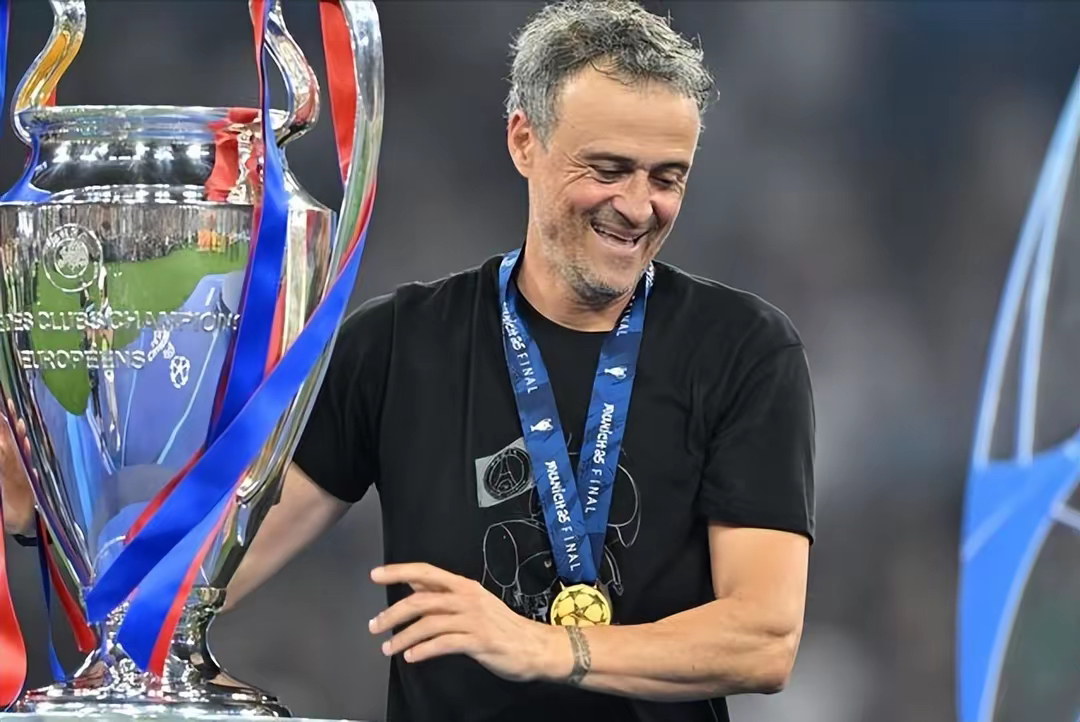 里程碑夜巴黎圣日耳曼刷新队史纪录；法国杯转会期刷纪录；球迷炸锅；细节决定成败的简单介绍