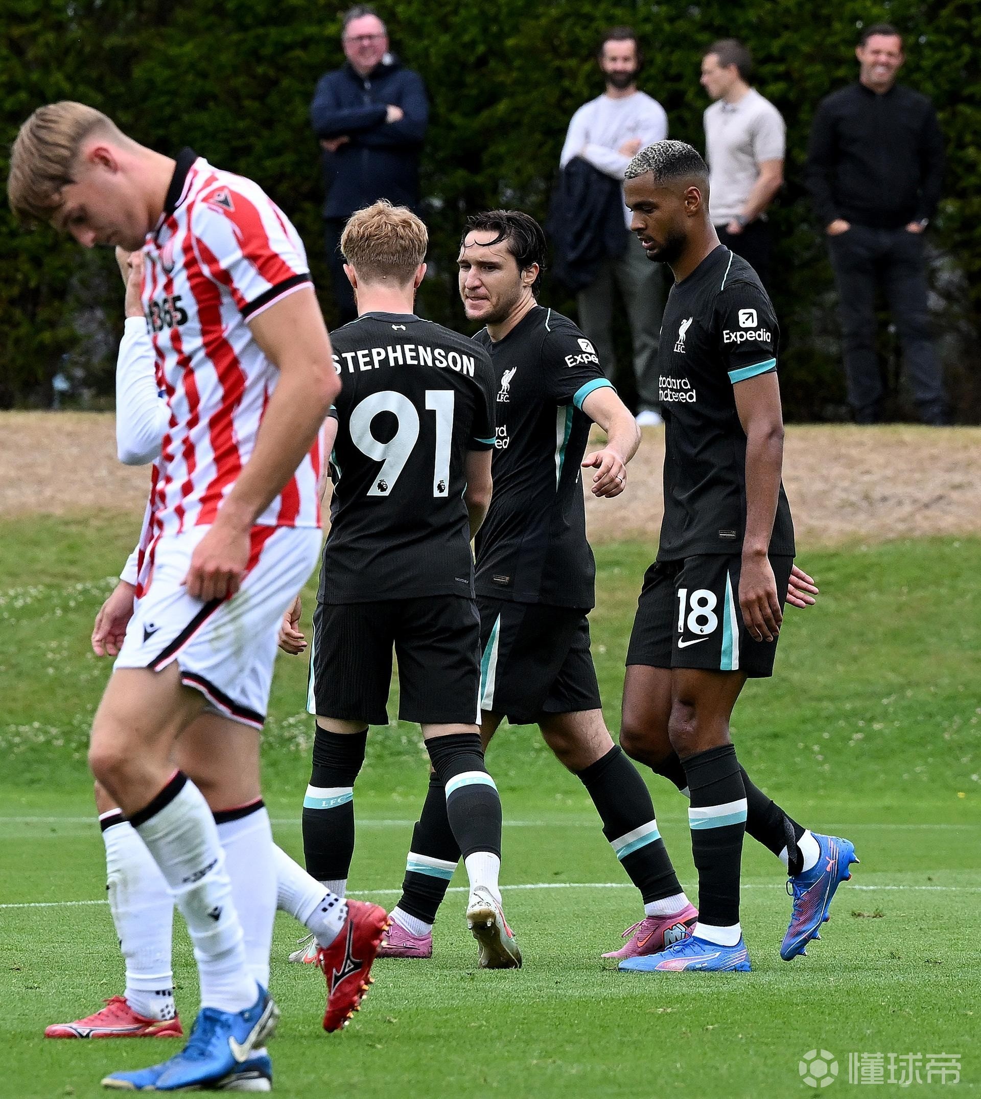 赛前葡超传出新动向，利物浦完成体检，管理层表态：管理层满意，阵容厚度经受考验的简单介绍