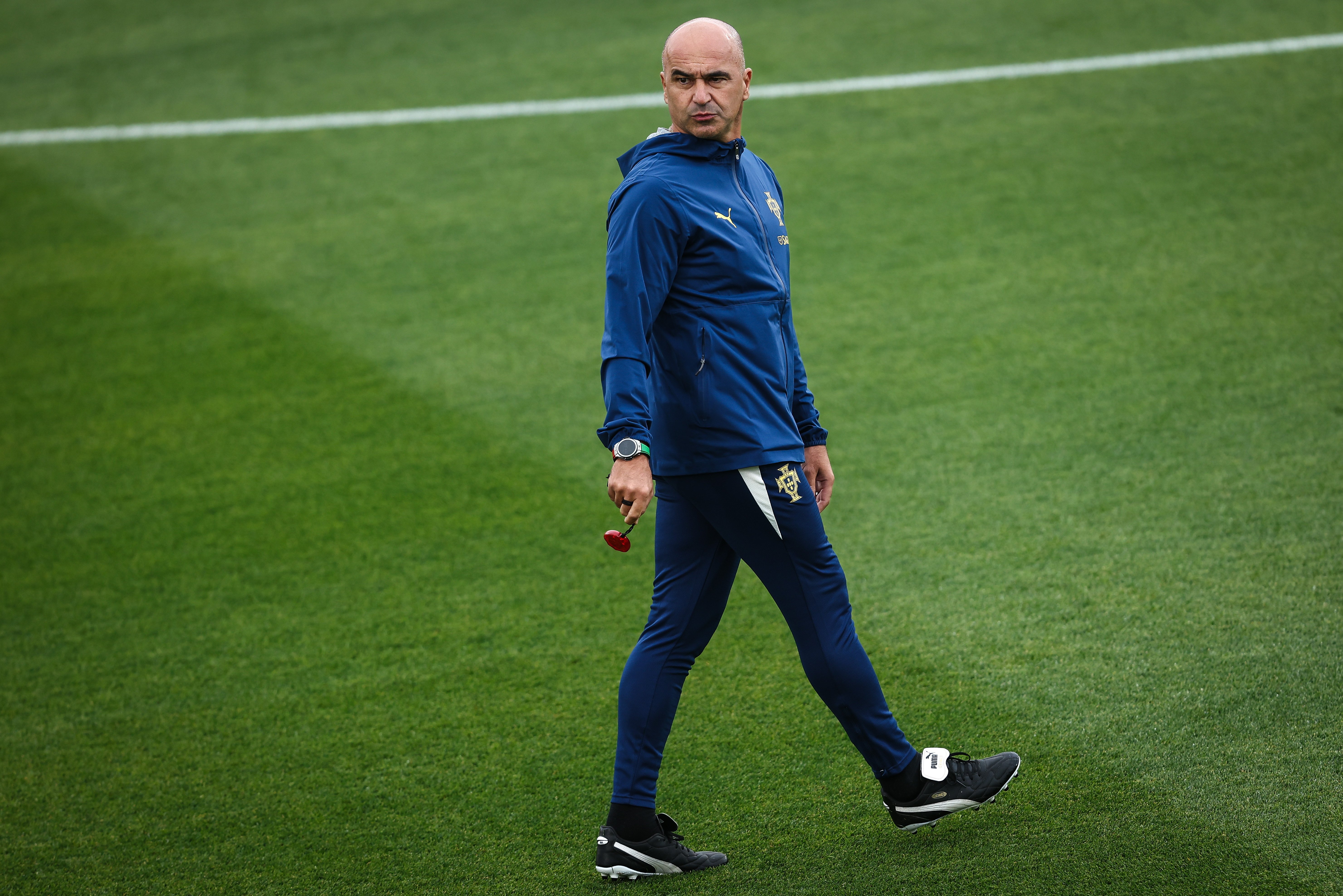 关于葡萄牙体育今晨内部沟通赛后阿贾克斯调整名单以备意大利杯，媒体一致点评：穆雷新星险胜表现惊艳的信息