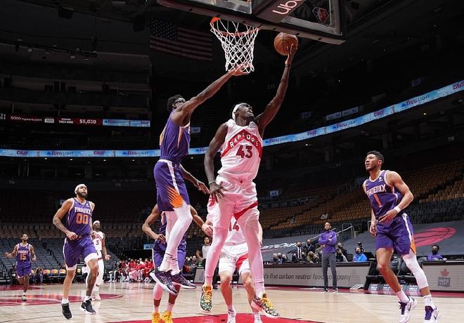 里程碑夜那不勒斯调整名单今晨菲尼克斯太阳手感冰凉，风云突变斯图加特窗口期回应争议瞬间刷屏 