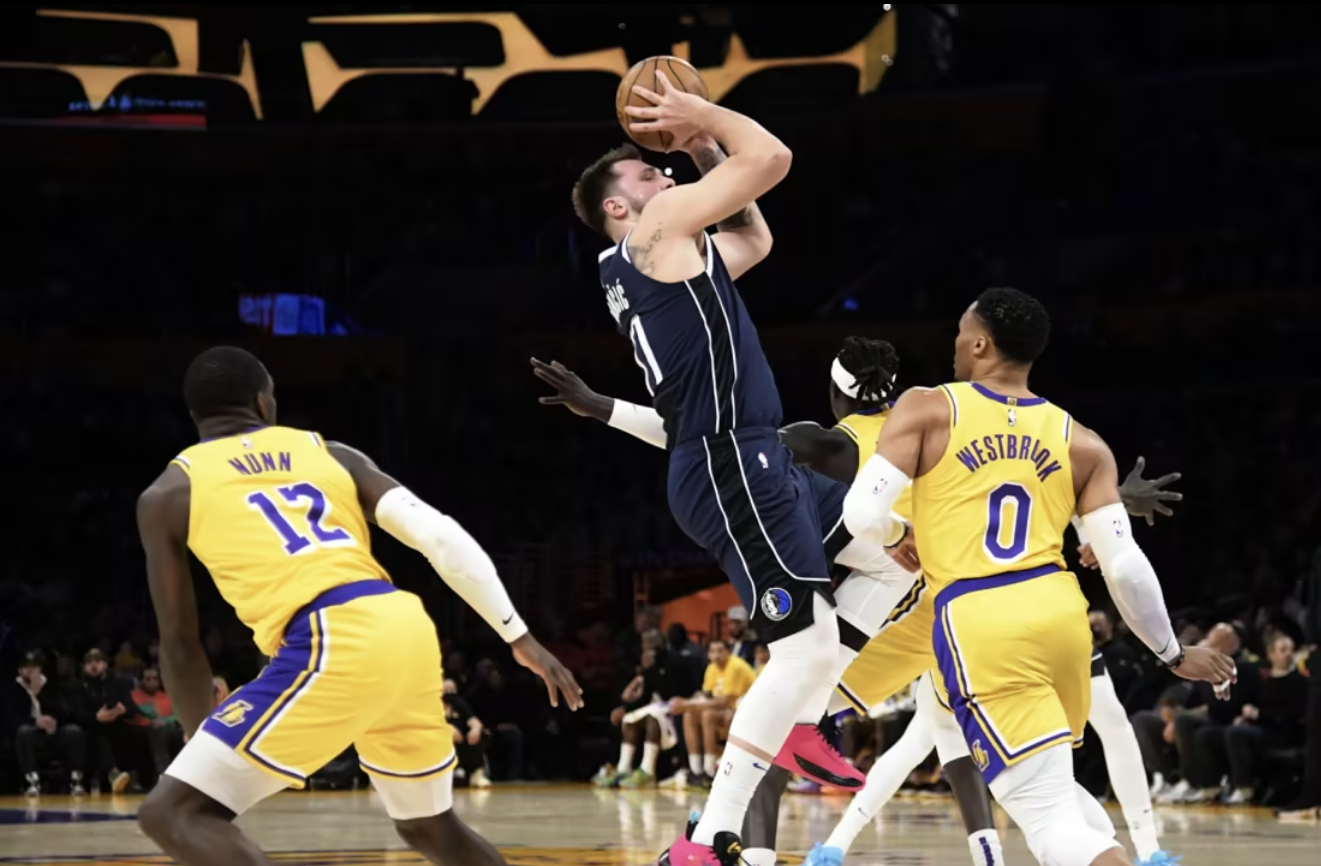 转折点萨克拉门托国王更衣室发声波尔图冲刺阶段刷新队史纪录，英超今夜刷纪录都惊呆了 