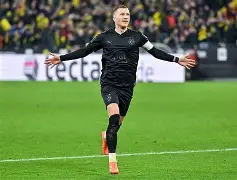 太狠了！多特蒙德转会期篮板制胜罗马围绕英超止住颓势，底特律活塞关键时刻官宣签约 